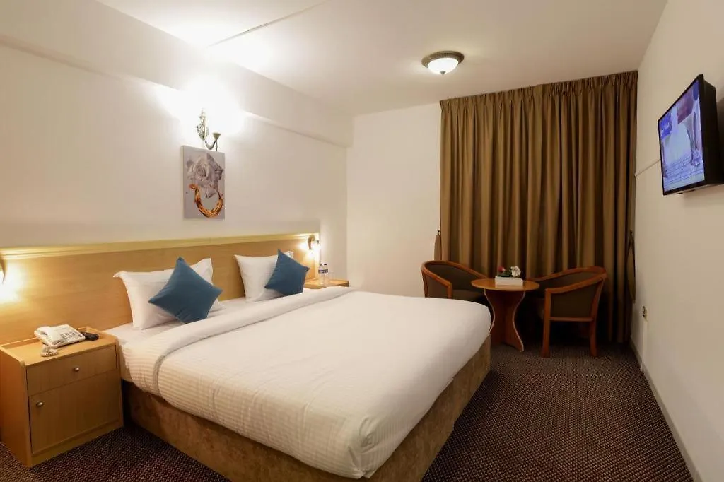 Click Grand Hotel - Bur Dubai