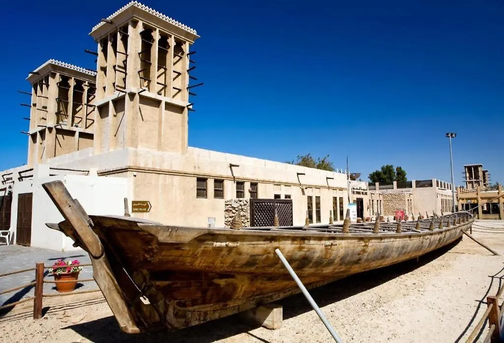 Click Grand Hotel - Bur Dubai